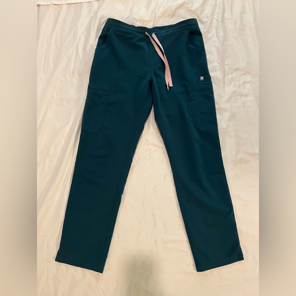 Figs Caribbean Blue Yola - Petite S scrubs